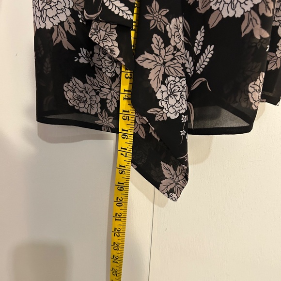 Kismet Size XS Floral Print Camisole - Picture 8 of 11